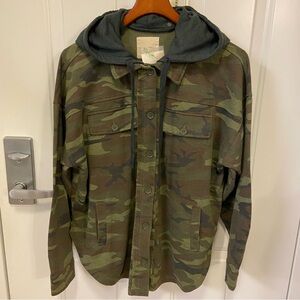 Camo Button up Shackets Jacket with Removable Hood
